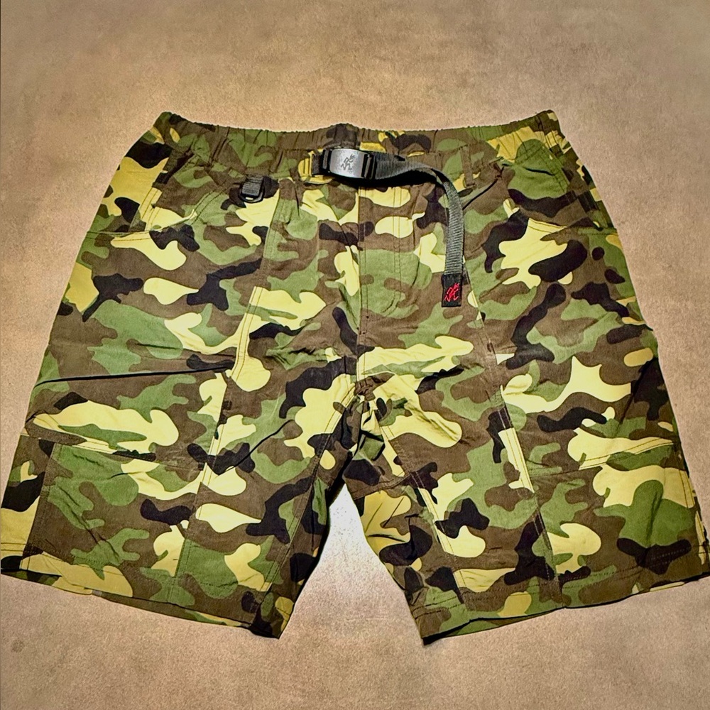 Men's Camouflage Cargo Shorts with Belt